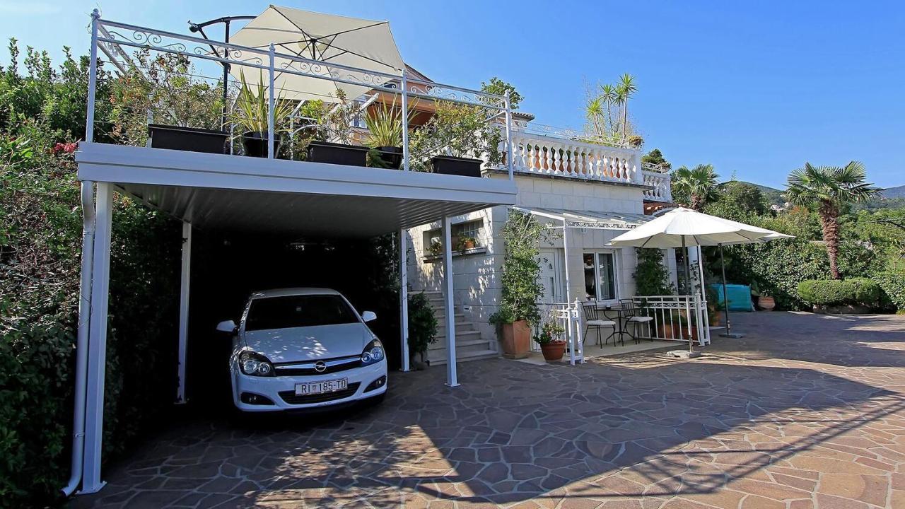 Family Friendly Apartments With A Swimming Pool Lovran, Opatija - 14178 Zewnętrze zdjęcie