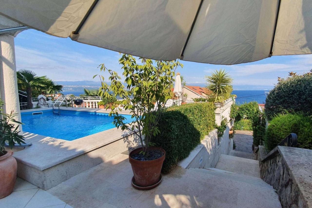 Family Friendly Apartments With A Swimming Pool Lovran, Opatija - 14178 Zewnętrze zdjęcie