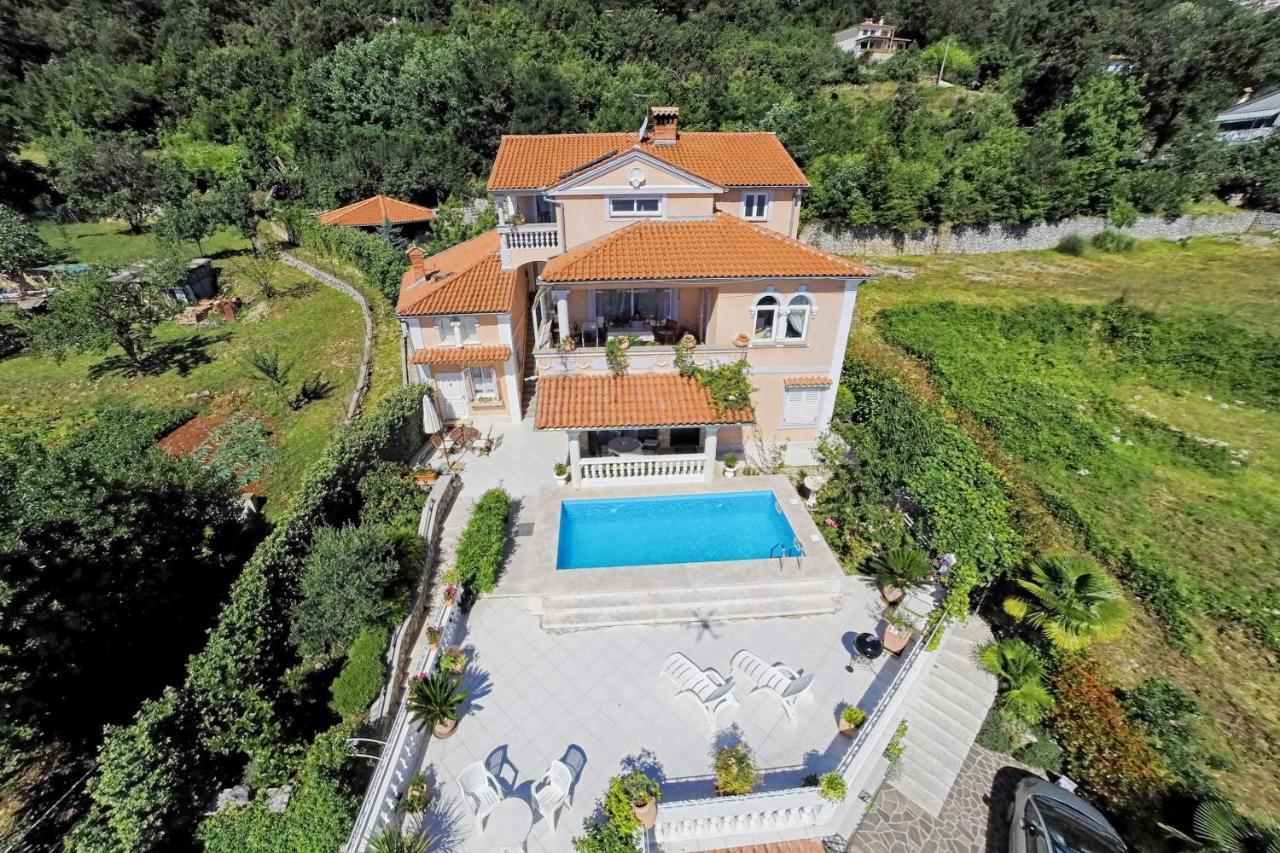 Family Friendly Apartments With A Swimming Pool Lovran, Opatija - 14178 Zewnętrze zdjęcie