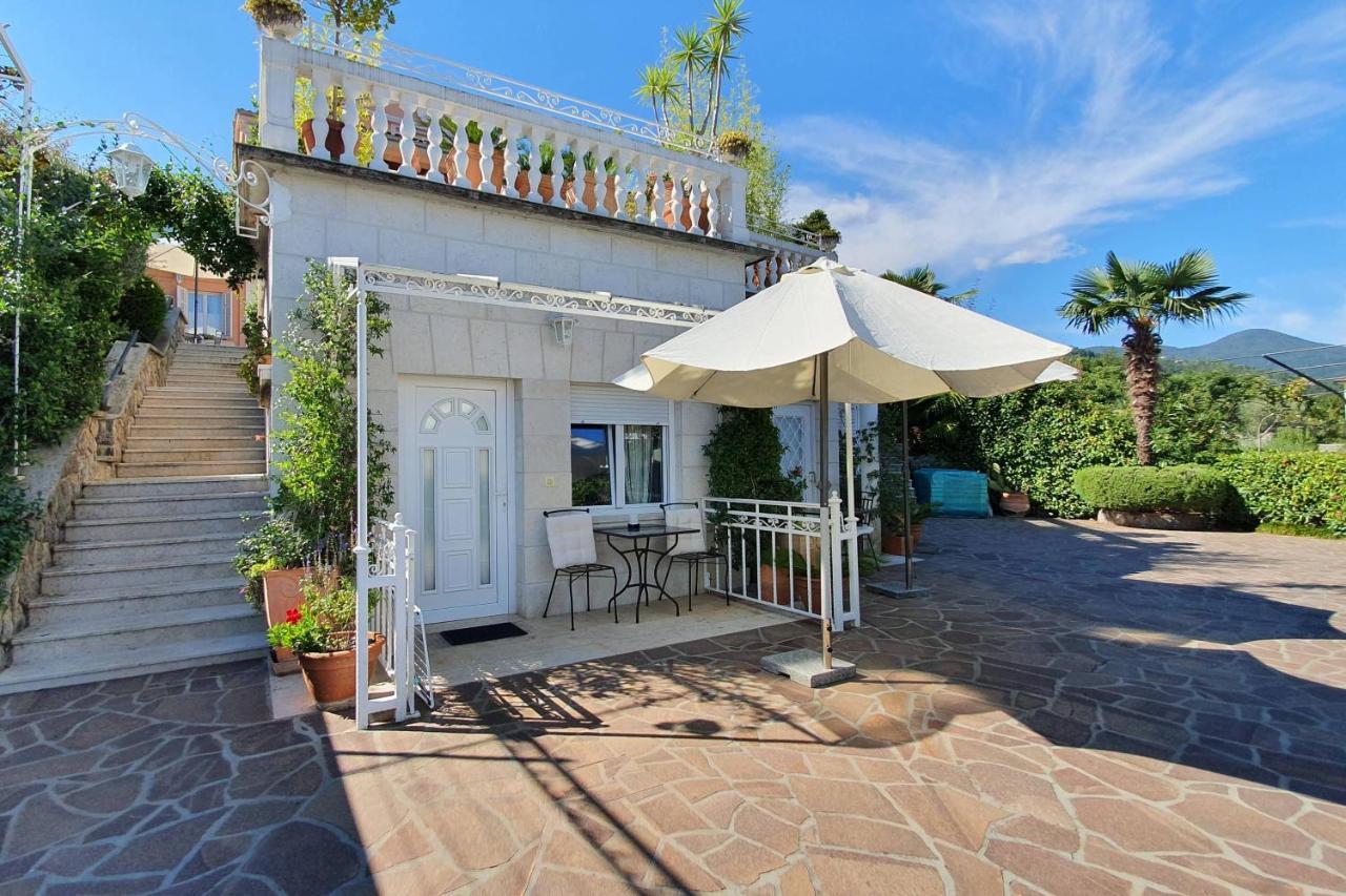 Family Friendly Apartments With A Swimming Pool Lovran, Opatija - 14178 Zewnętrze zdjęcie