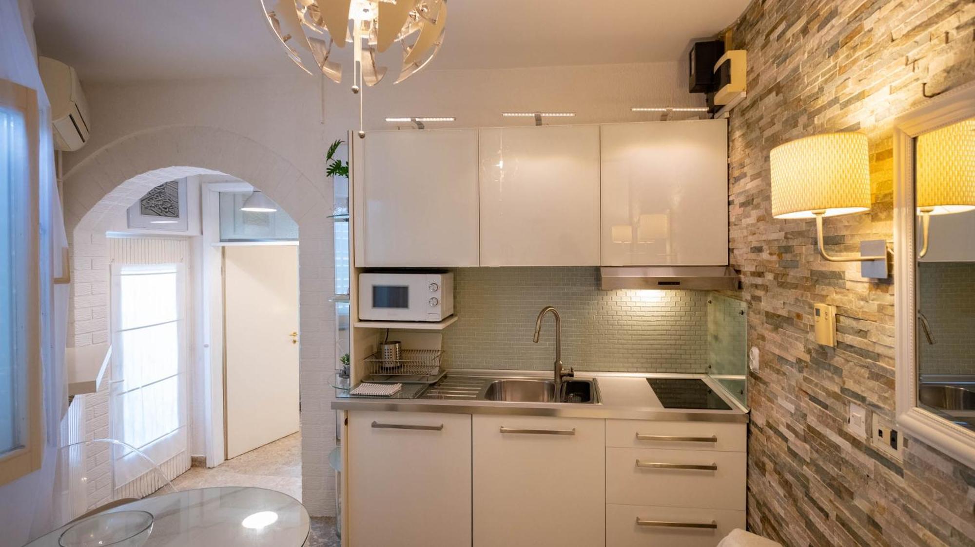 Family Friendly Apartments With A Swimming Pool Lovran, Opatija - 14178 Zewnętrze zdjęcie