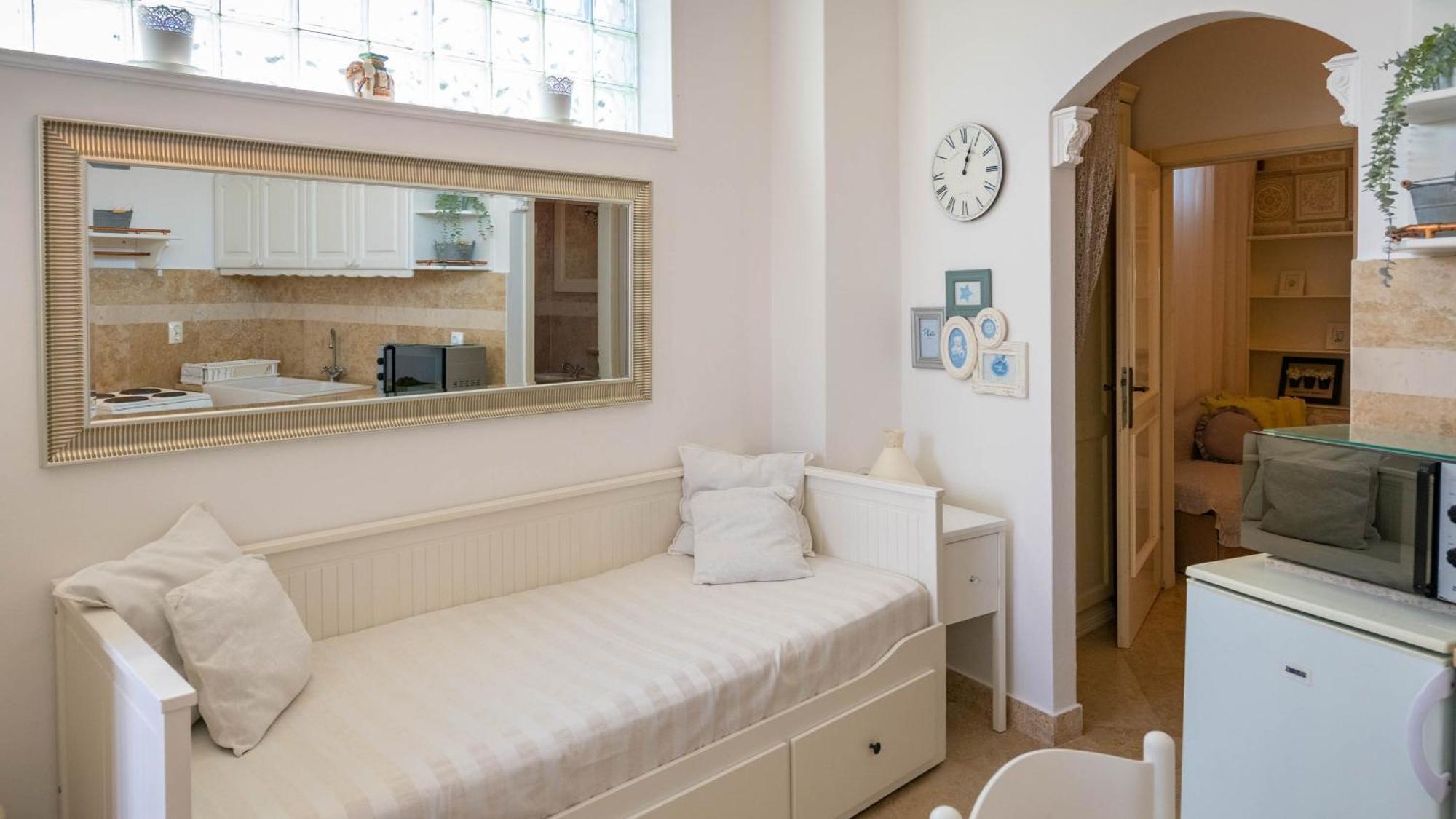 Family Friendly Apartments With A Swimming Pool Lovran, Opatija - 14178 Zewnętrze zdjęcie
