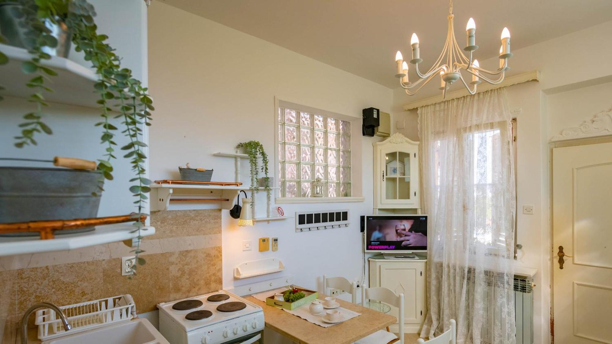 Family Friendly Apartments With A Swimming Pool Lovran, Opatija - 14178 Pokój zdjęcie
