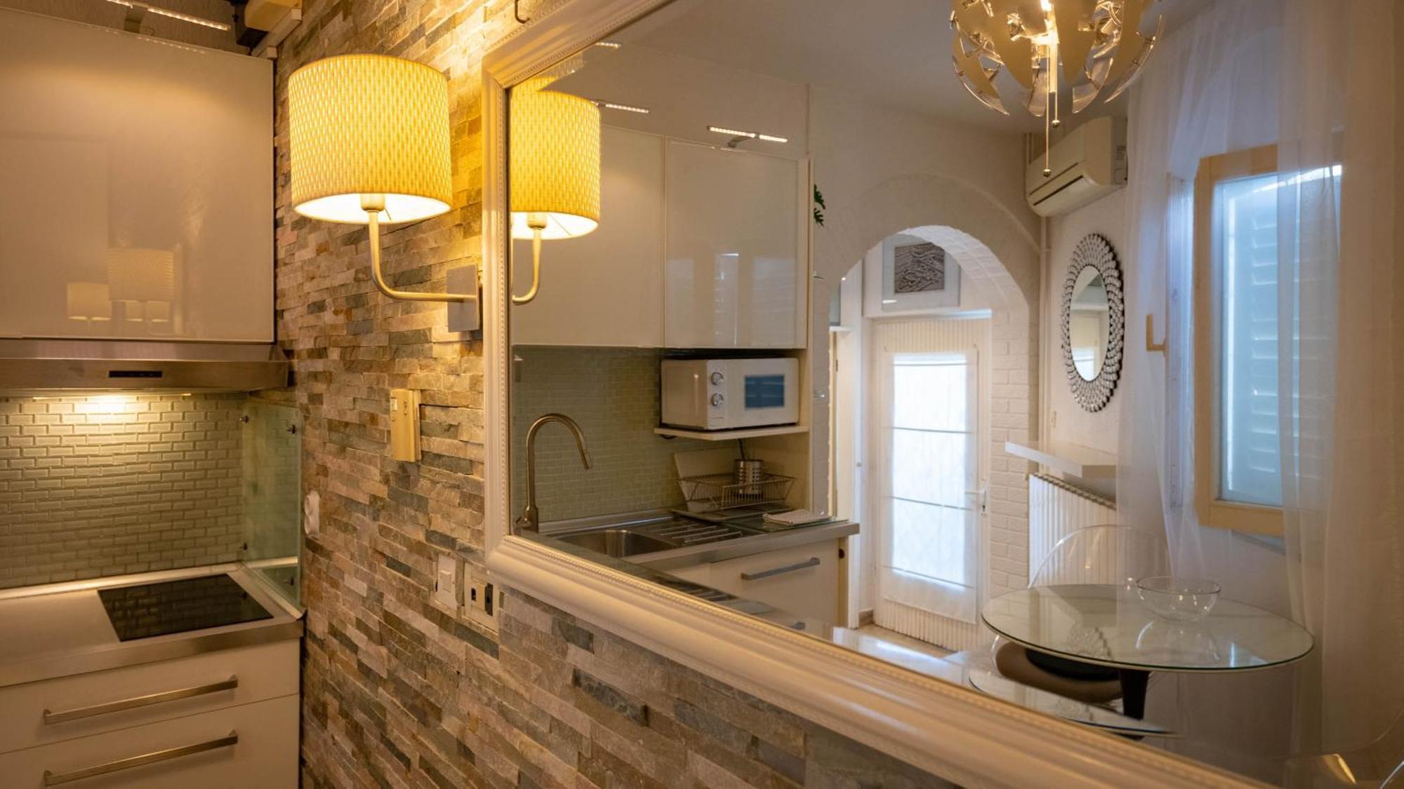 Family Friendly Apartments With A Swimming Pool Lovran, Opatija - 14178 Pokój zdjęcie